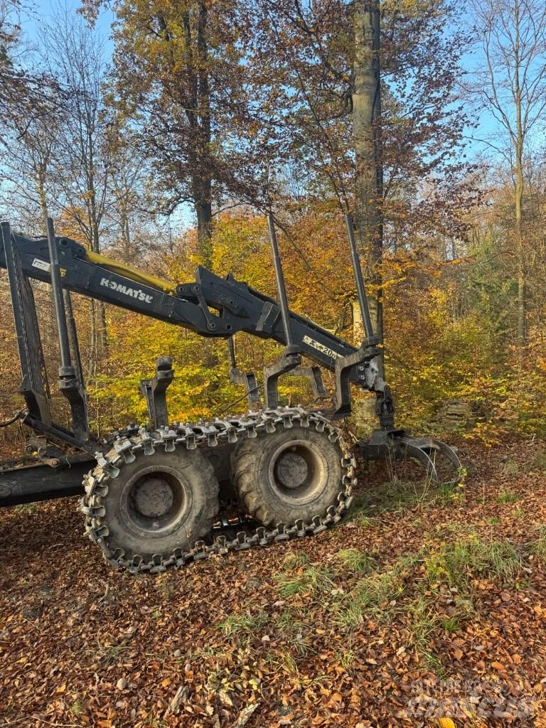 Komatsu 875 شاحنات