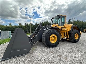 Volvo L 220 G لوادر بعجل