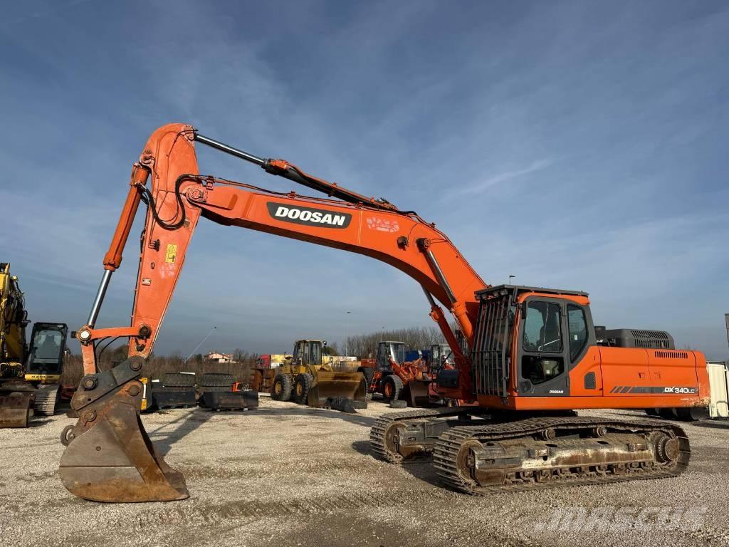 Doosan DX 340 LC حفارات زحافة