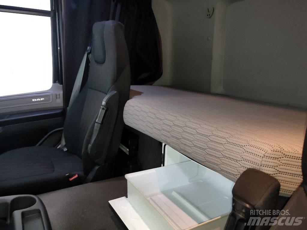 DAF CF 370 FA شاحنات بغطاء جانبي