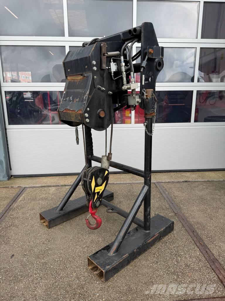 Manitou Treuil 3 ton مكونات أخرى