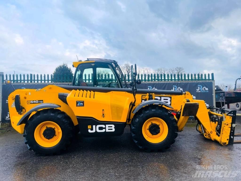 JCB 540-140 مناولات متداخلة
