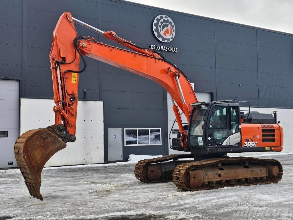 Hitachi ZX 300 LC-6 حفارات زحافة