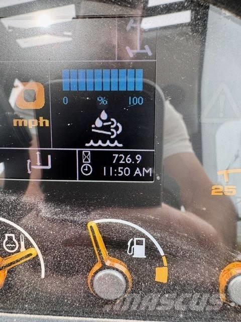 JCB 540-170 مناولات متداخلة