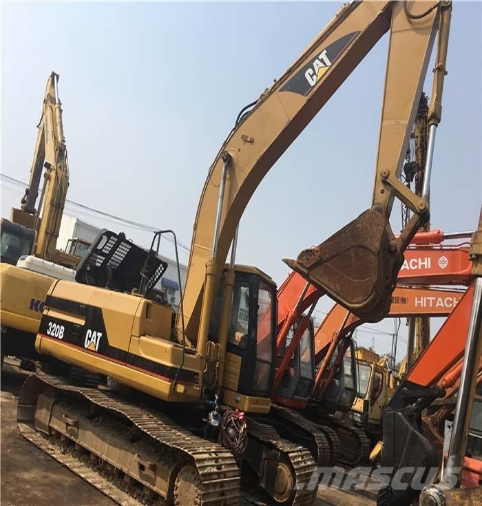 CAT 320 B حفارات زحافة