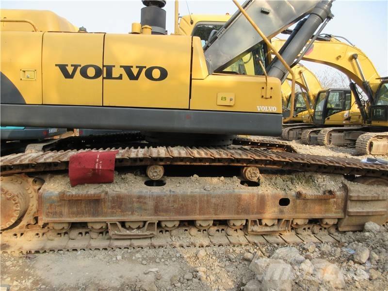 Volvo EC 360 B LC حفارات زحافة