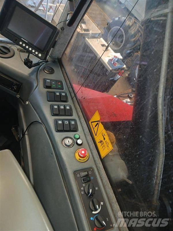 Komatsu 941.1 حصادات