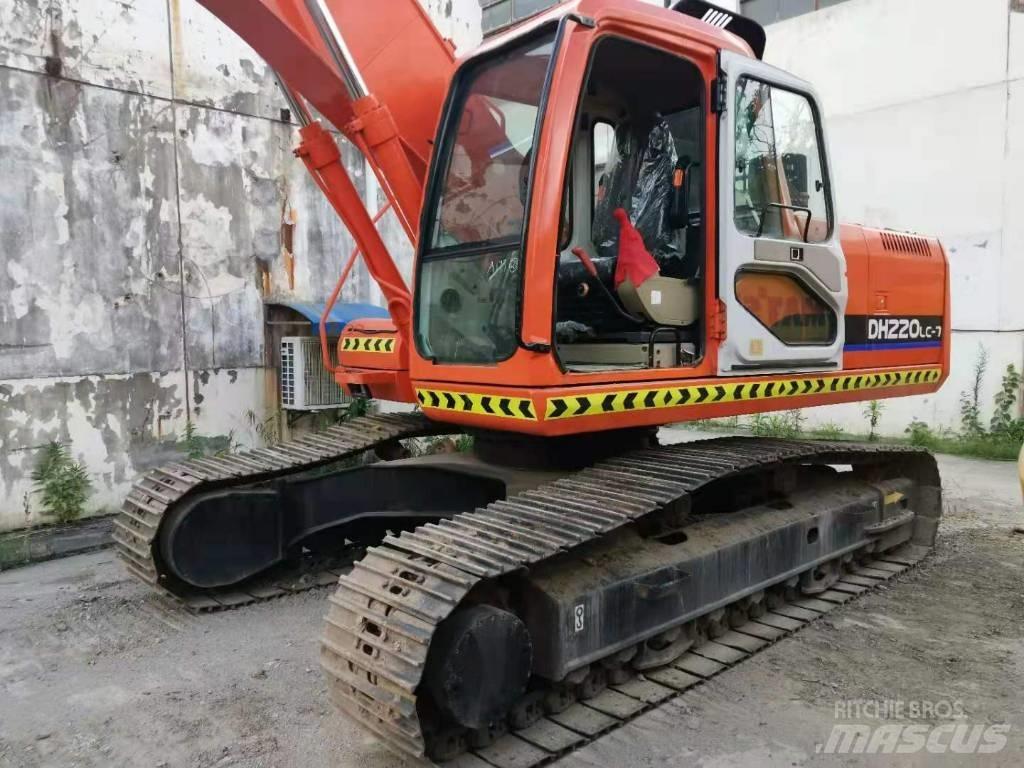 Doosan DH 220 LC-7 حفارات زحافة