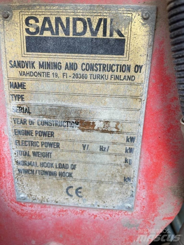 Sandvik LH 410 لوادر للعمل تحت سطح الأرض