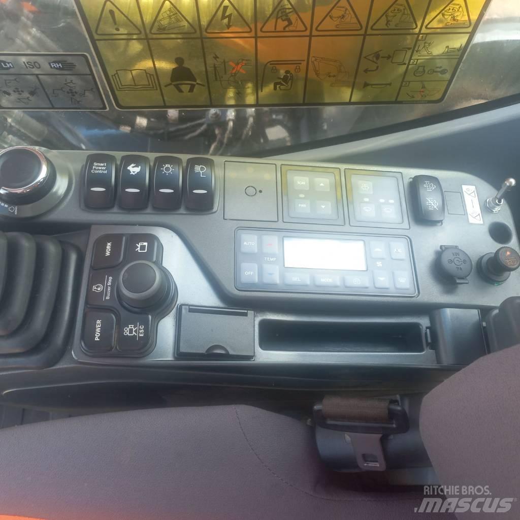Doosan DX 235 LCR حفارات زحافة