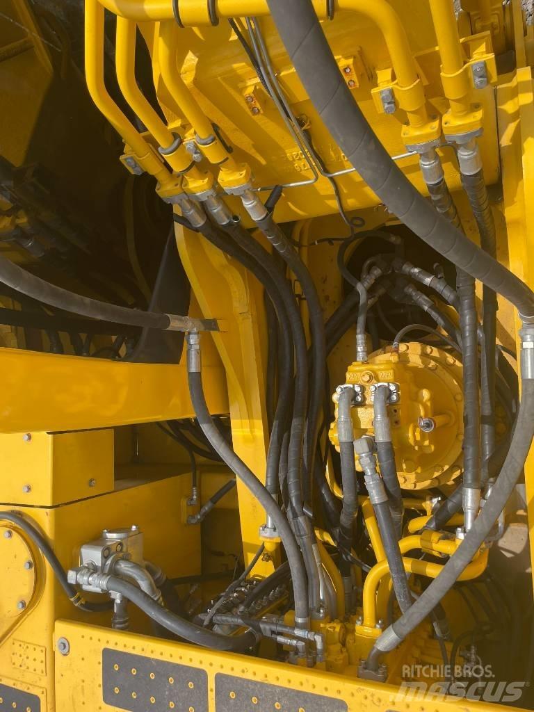 Komatsu PC 350 حفارات زحافة