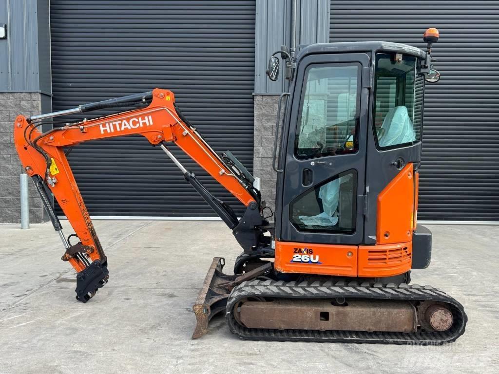 Hitachi ZX 26 U-6 cr حفارات صغيرة أقل من 7 طن (حفارات صغيرة)