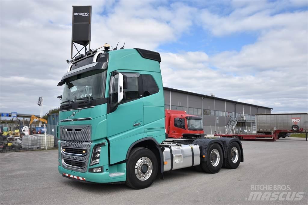 Volvo FH650 6X6 وحدات الجر