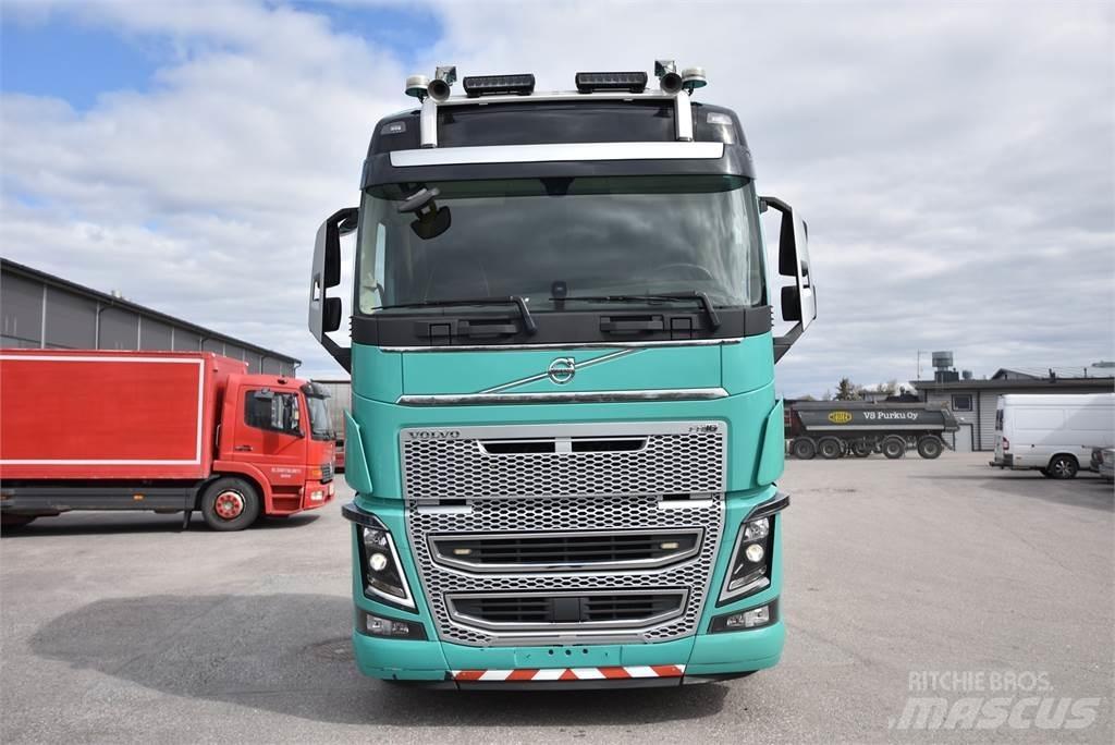 Volvo FH650 6X6 وحدات الجر