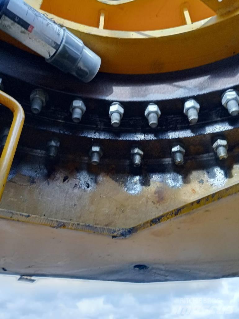 Potain MC 85 B رافعات برجية