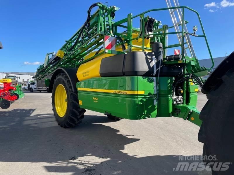 John Deere R952i الرشاشات