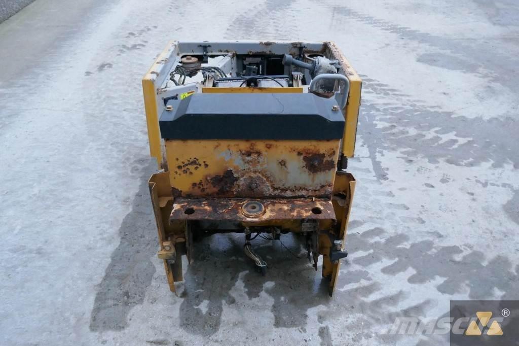 CAT 220-2800 كابينة والداخلية