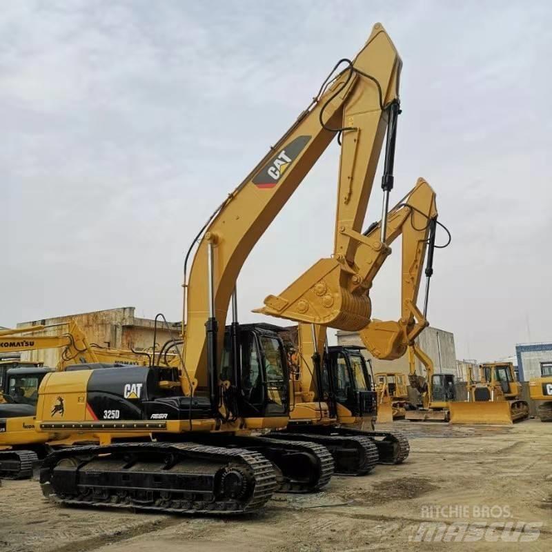 CAT 325DL حفارات زحافة