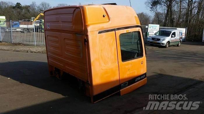 Mercedes-Benz 2540 مكونات أخرى