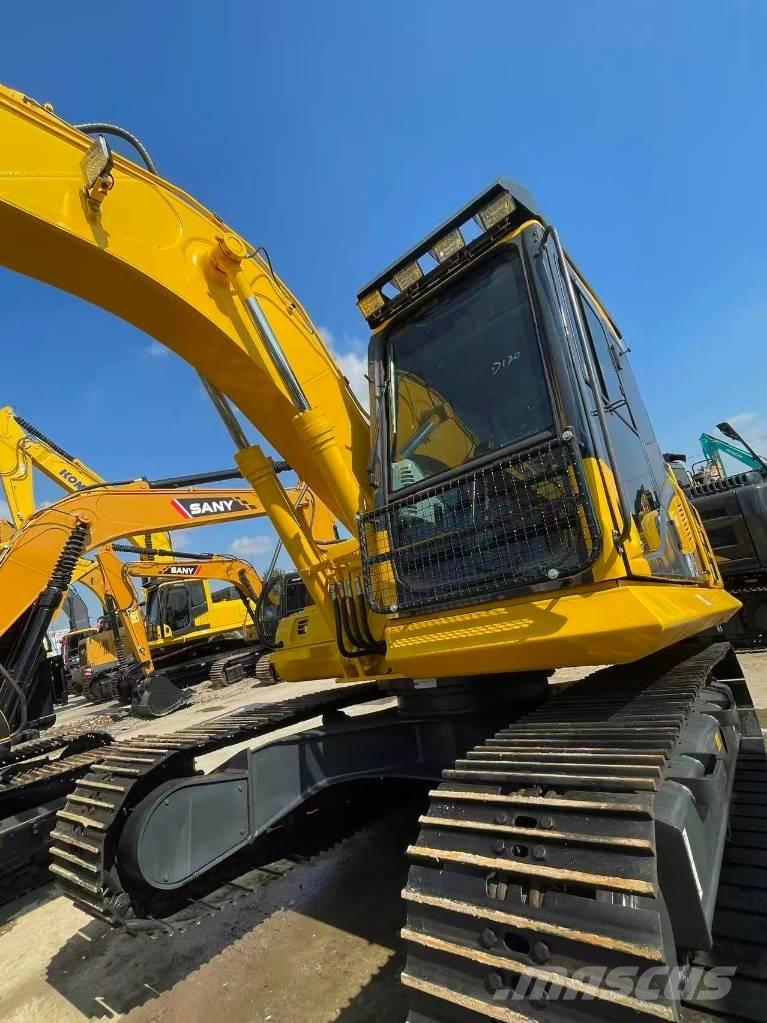 Komatsu PC 130 حفارات زحافة
