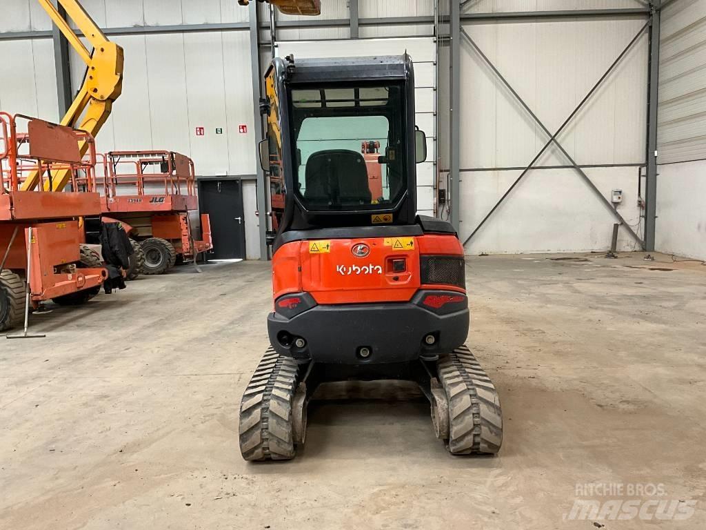 Kubota U 27-4 حفارات صغيرة أقل من 7 طن (حفارات صغيرة)
