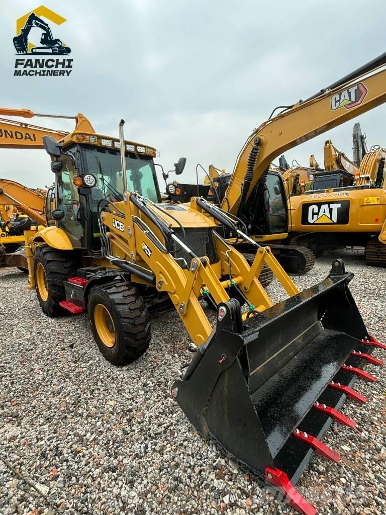 JCB 3cx لوادر ذات جرافات عكسية