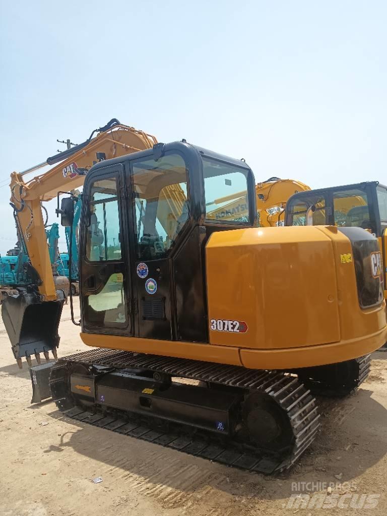 CAT 307E2 حفارات وسط 7 طن - 12 طن