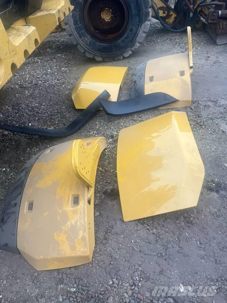 CAT 938 M لوادر بعجل