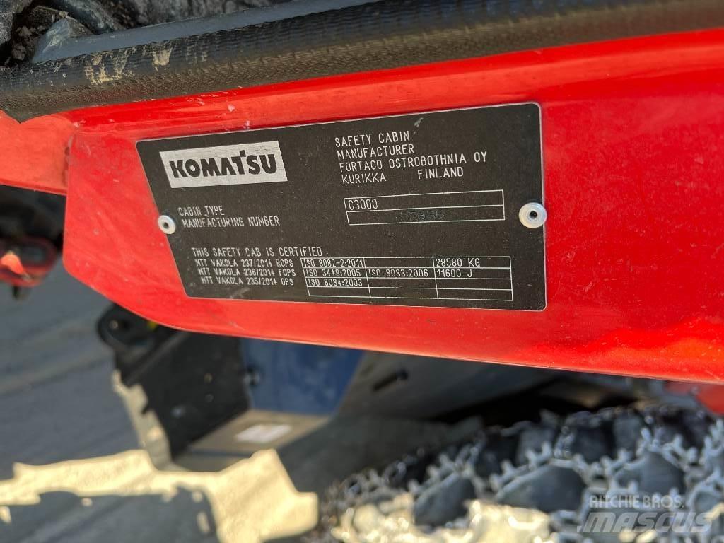 Komatsu 931 حصادات