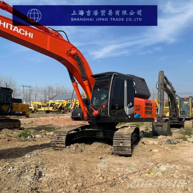 Hitachi ZX 240 حفارات زحافة
