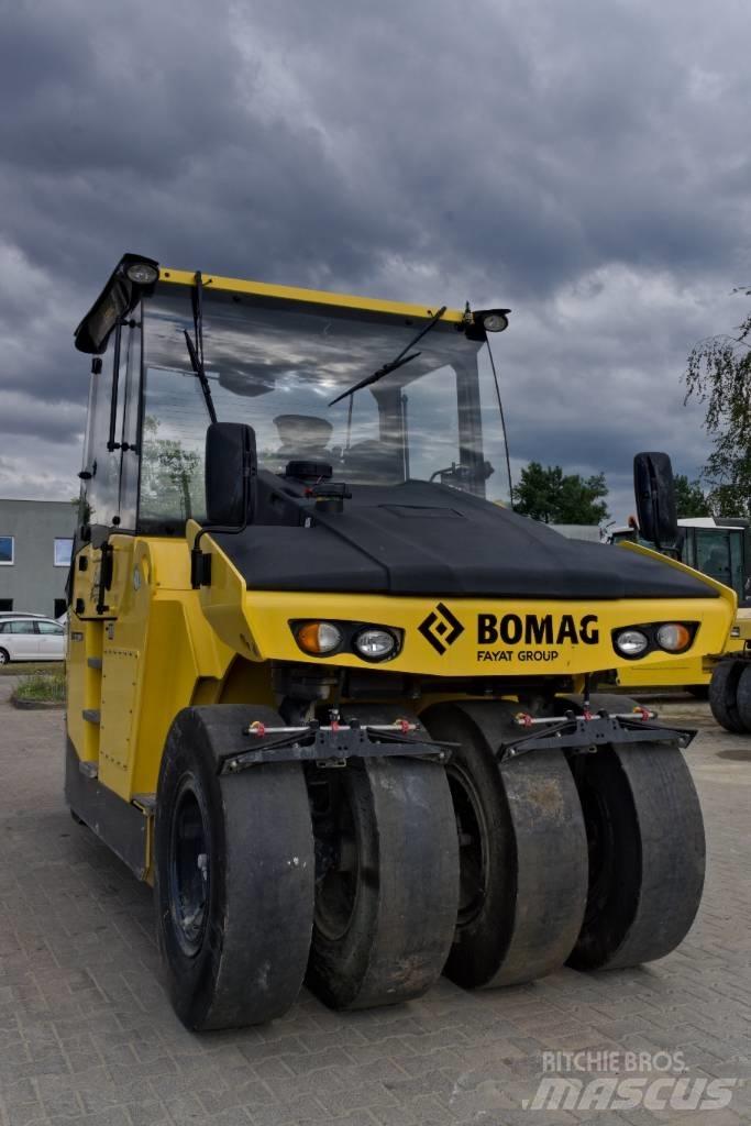 Bomag BW 28 RH مداحل ذات إطارات هوائية