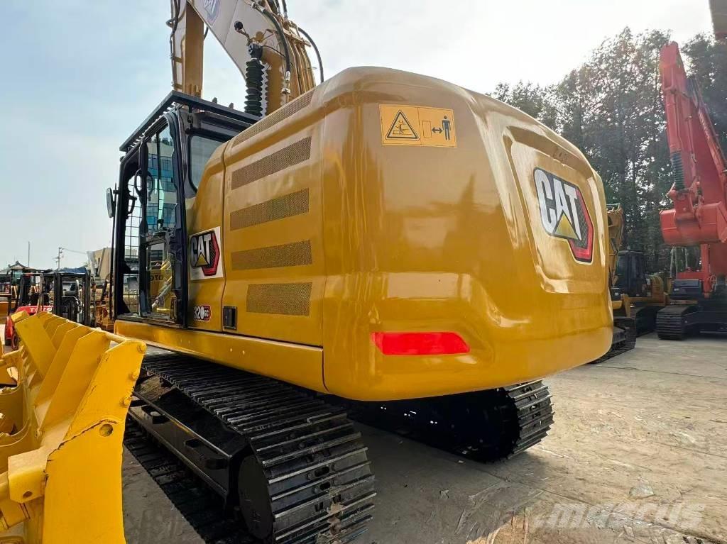 CAT 320 GC حفارات زحافة