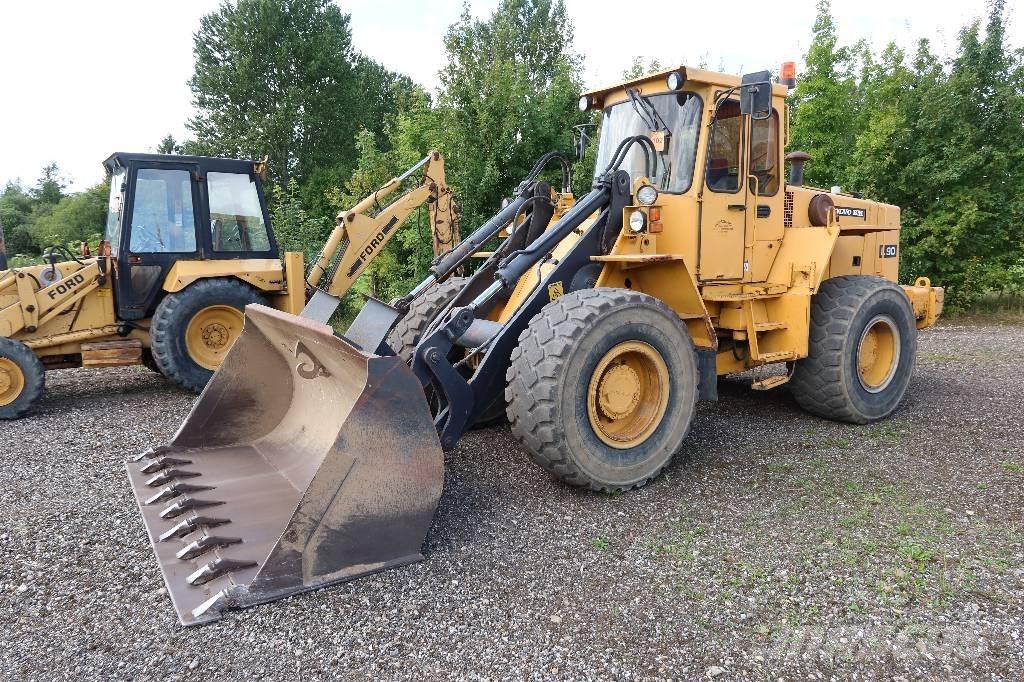 Volvo BM L 90 لوادر بعجل