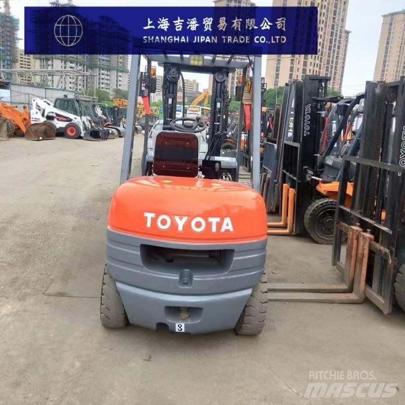 Toyota 6 F شاحنات الديزل