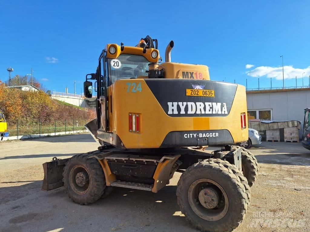 Hydrema MX 18 حفارات بعجل