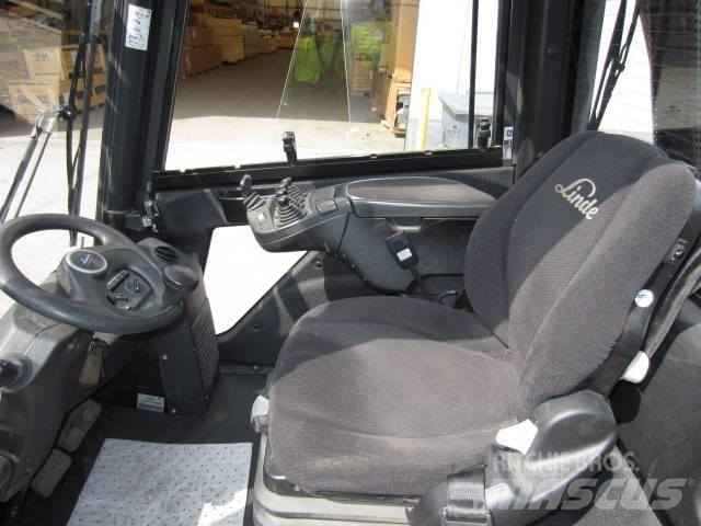 Linde H20D 600 شاحنات الديزل