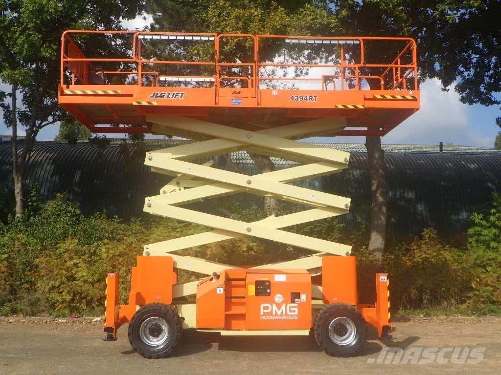 JLG 4394RT رافعات مقصية الشكل