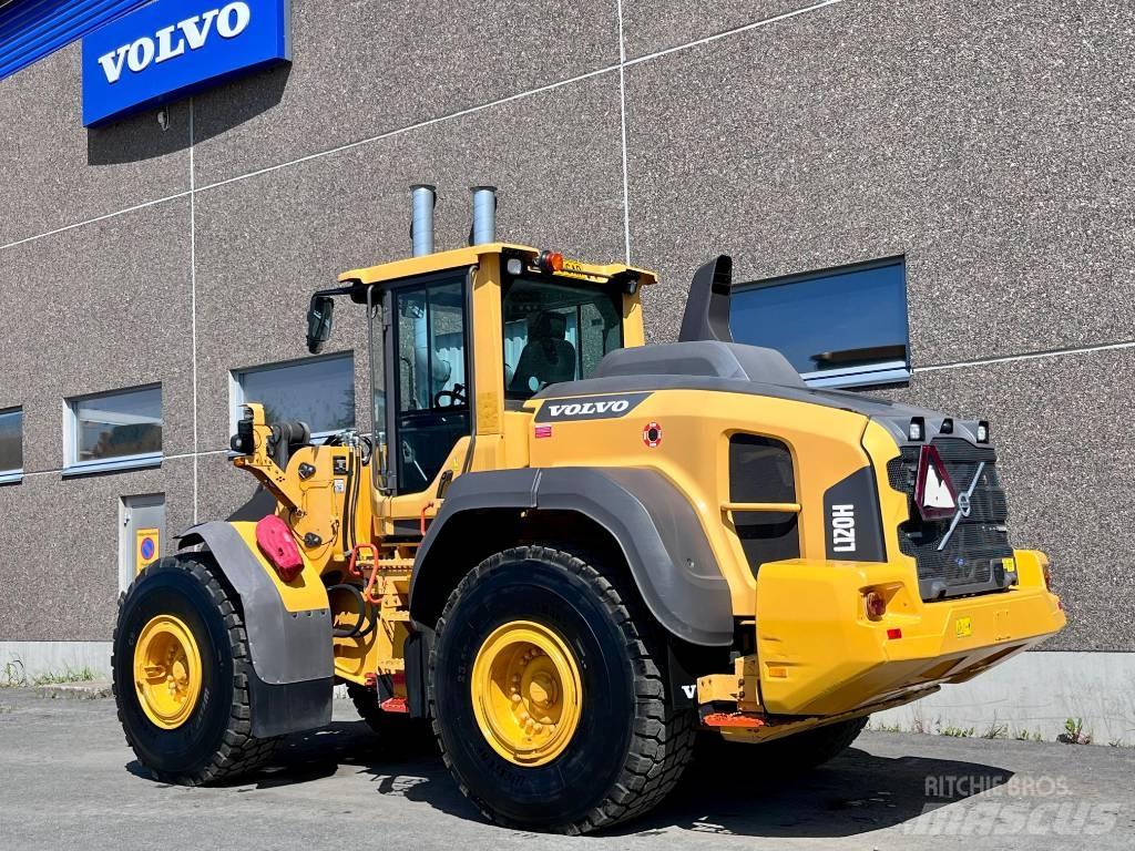 Volvo L 120 H لوادر بعجل