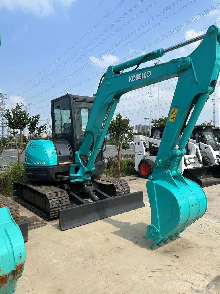 Kobelco SK55 حفارات صغيرة أقل من 7 طن (حفارات صغيرة)