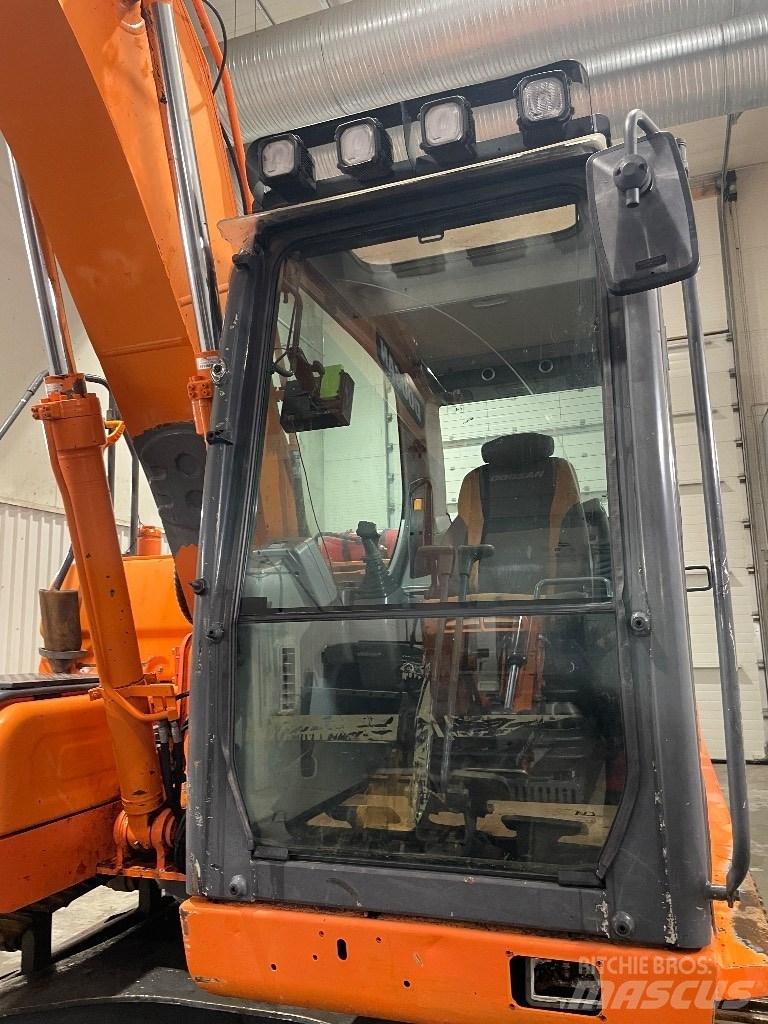 Doosan DX 160 حفارات زحافة