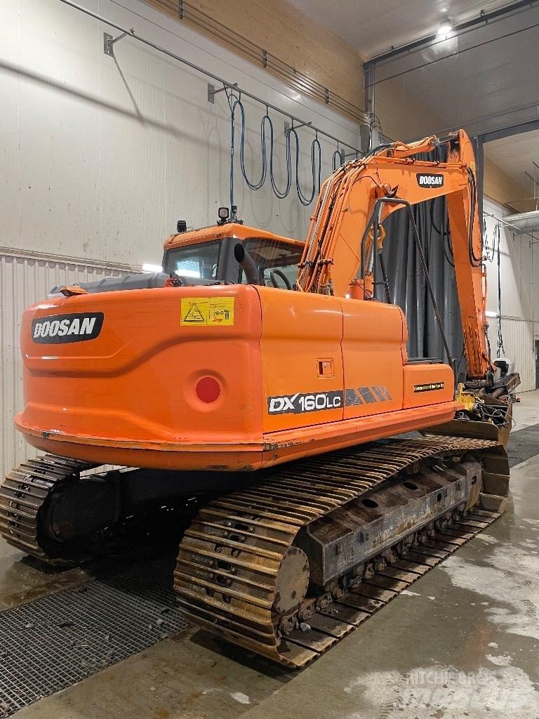 Doosan DX 160 حفارات زحافة