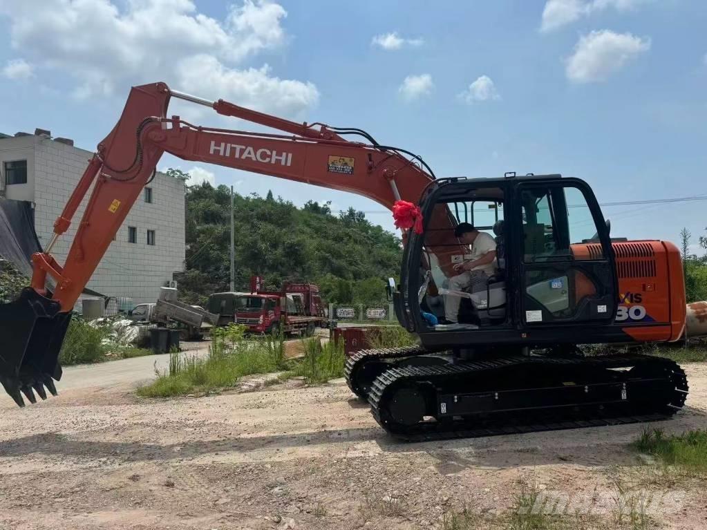 Hitachi ZX 130-6 حفارات زحافة