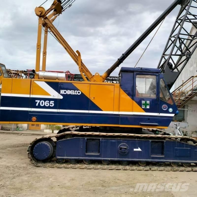 Kobelco 7065 رافعات مجنزرة