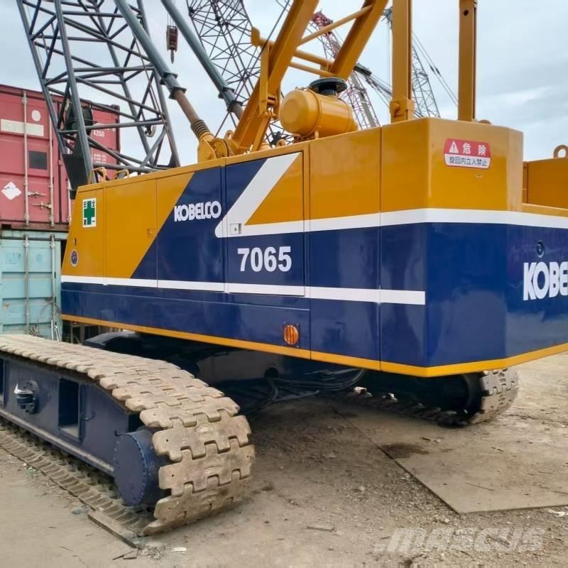 Kobelco 7065 رافعات مجنزرة