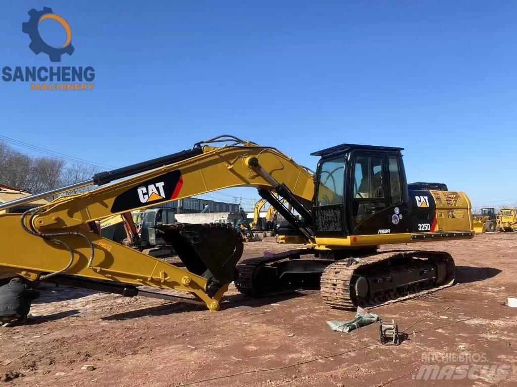 CAT 325 D حفارات زحافة