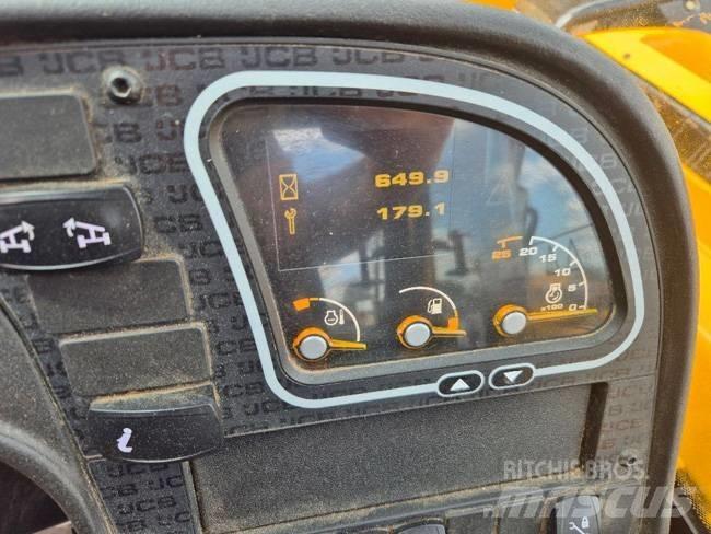JCB 531-70 مناولات متداخلة