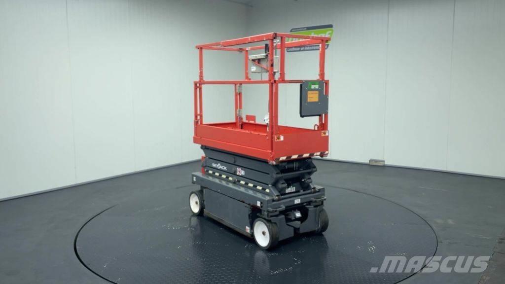 SkyJack SJ3219 رافعات مقصية الشكل
