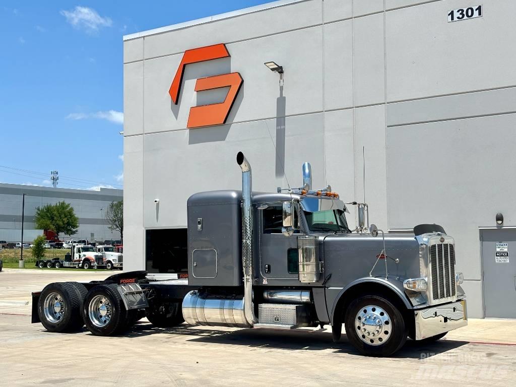 Peterbilt 389 وحدات الجر