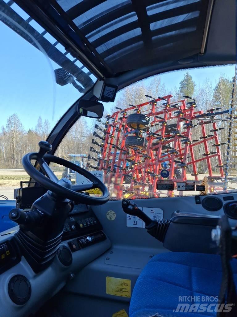 New Holland LM 5060 معدات مناولة لأغراض الزراعة