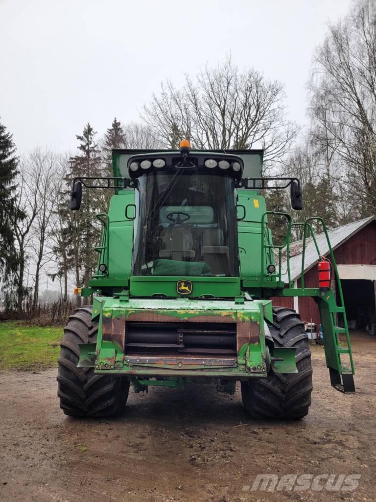 John Deere T 560 حصادات